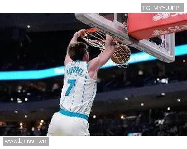 4号秀克尼佩尔生涯前40场比赛三分球命中数创历史新高达137记